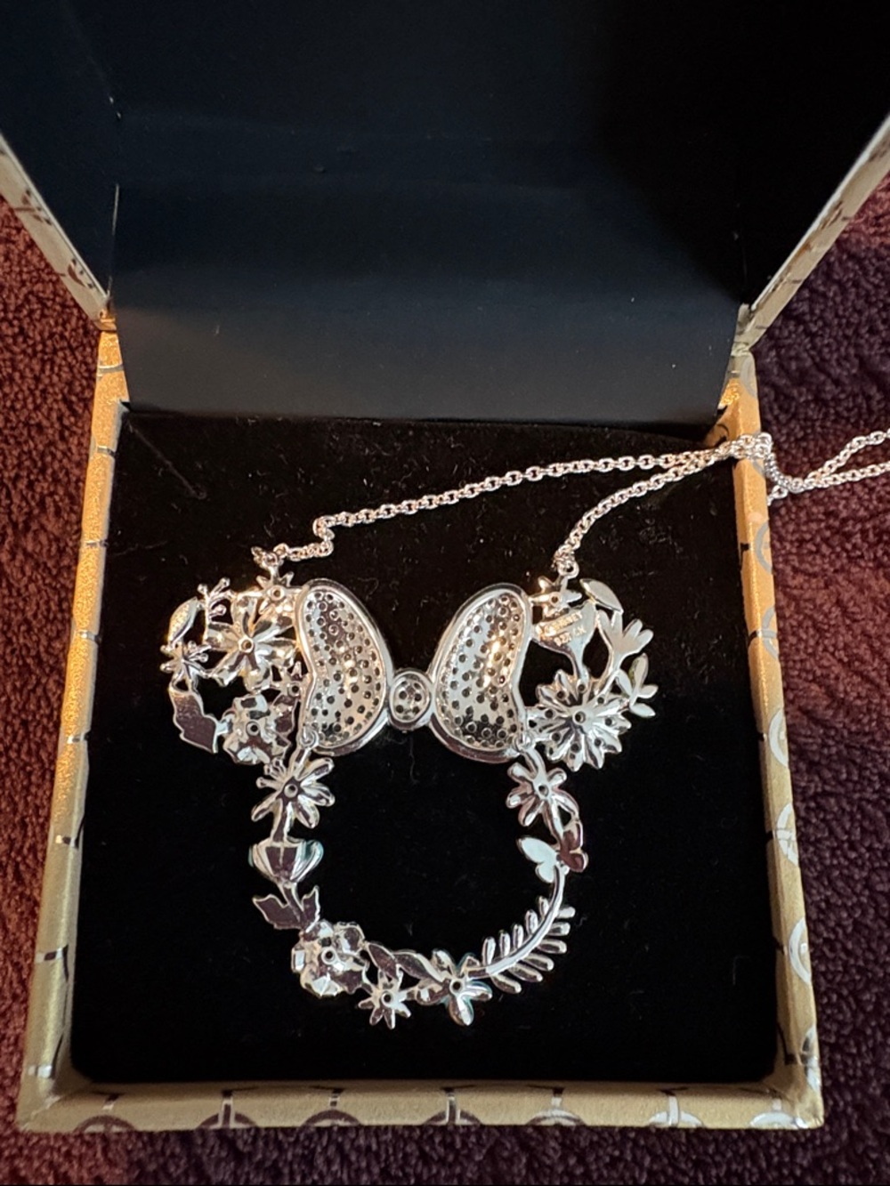 Disney Rebecca Hook Minnie Floral 🌸Necklace with Enchanting Charm - Picture 8 of 9